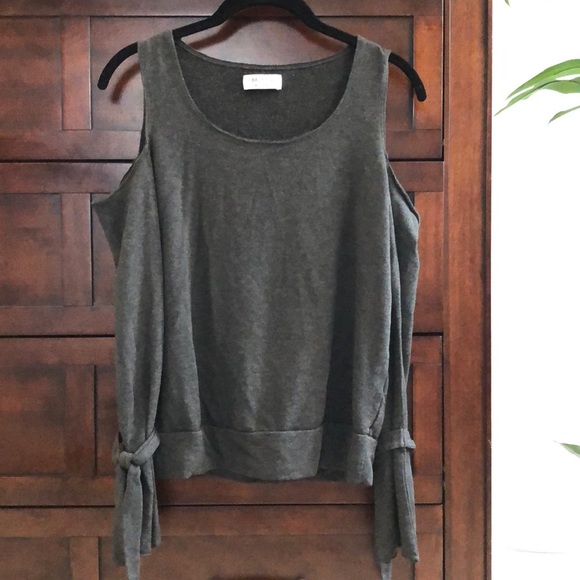 Bailey 44 - Picture 5 of 7